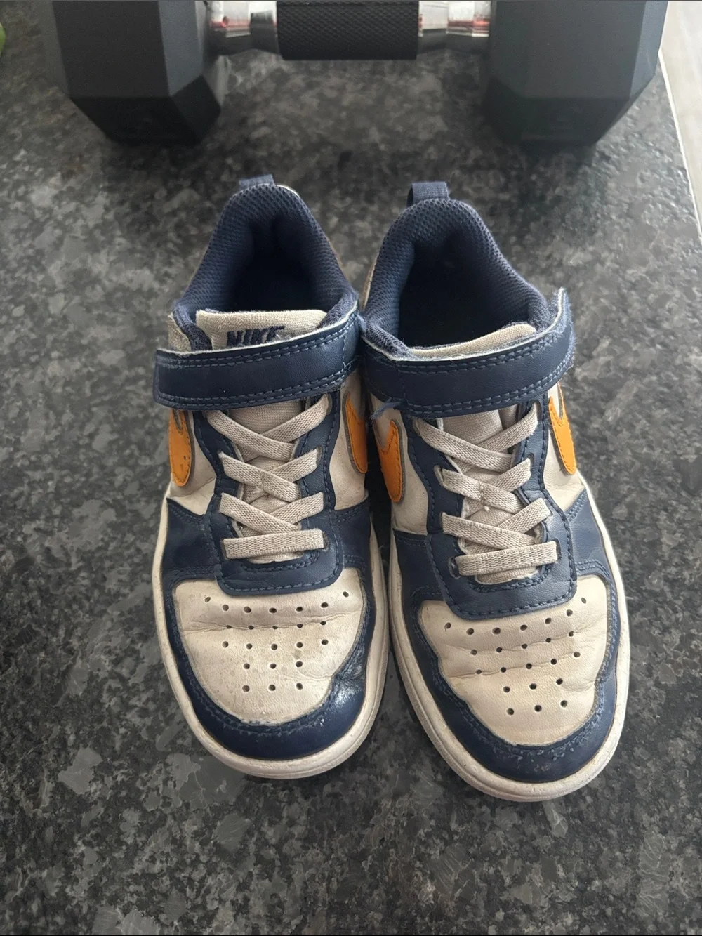 Nike Kids Navy, White and Yellow Low-Top Sneakers 11.5c